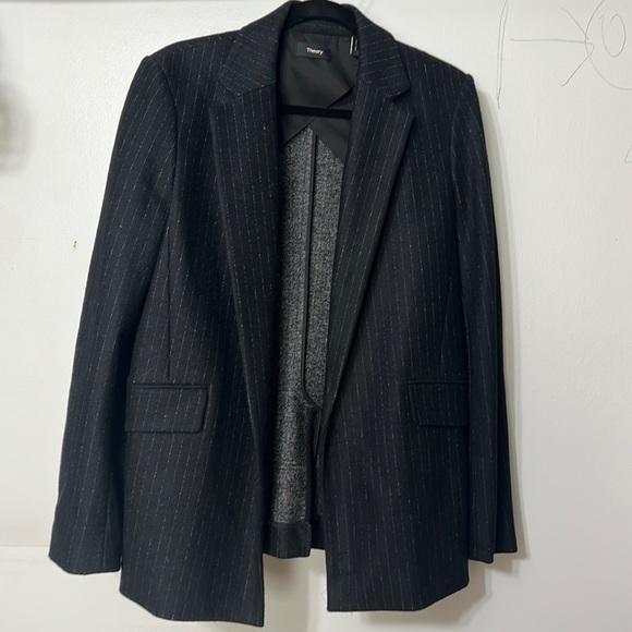 Theory Jackets & Blazers - Theory Wool Blend pin stripped Blazer Size 8